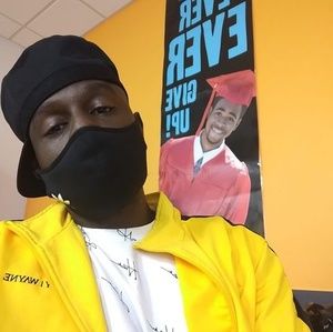 Meet your Posher, Corey